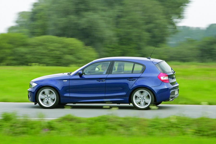  BMW 1-Series 5-Door 2005 года  (фото 39 из 187)